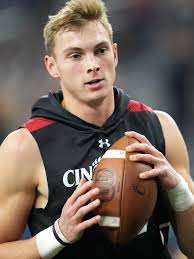 Colts: Meet draft pick Alec Pierce's Cincinnati barber AJ Khalil