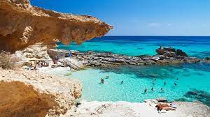 Calo des morts is a 0.5 mile moderately trafficked out and back trail located near formentera, formentera, spain that offers scenic views and is good for all skill levels. Calo Des Mort Formentera Ibiza Travel Spanish Islands Balearic Islands