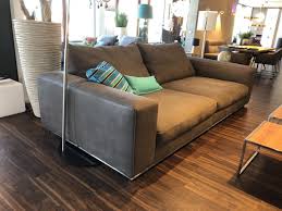 das dolce vita sofa von cierre erhalt durch seine grosse sitztiefe und die legere polsterung seinen lounge charakter der bezu mobeldesign sofa schoner wohnen