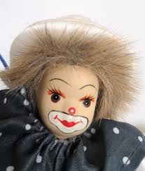 Begleiter Clown, Weiß & Marine Polka Anzug, Hand Bemalen Keramik Gesicht,  Kleine Clown Puppe, Rüschen Kragen Gelbes Haar Floppy Hut, Wired Arme Beine  ...