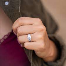 Inexpensive Women S Wedding Rings Shared Prong Silver Wedding Ring Wedding Rings For Women Engagement Rings Affordable Inexpensive Engagement Rings