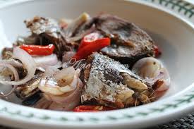 Jamur tiram direbus selama 10 menit. Ikan Rebus Goreng Kegemaran Saya Azie Kitchen