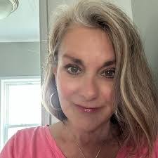 Theresa Secor's Instagram, Twitter & Facebook