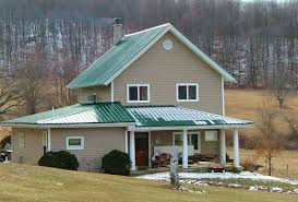 I Want A Brown Tin Roof On Our Hundred Year Old Farm House Also Save Green Or Forest Siding Green Roof House Metal Roof Houses House Exterior