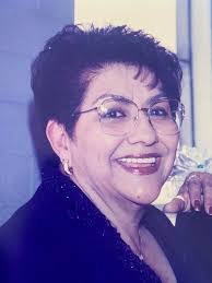 Martha Reyna's Instagram, Twitter & Facebook