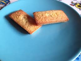 J Avais Toujours Fait Des Financiers Uniquement Avec 4 Blancs D Oeufs Je Viens De Tester Cette Recette Avec 2 Oeufs En Aliments Cetogenes Recette Oeuf Dessert
