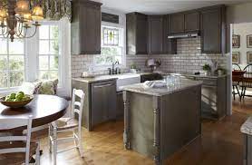 As she enjoys a wide variety from traditional to modern i've added lots of insider tips on designing a small kitchen cabinet design, so you don't make unnecessary and costly mistakes!! Perfect Elegant Small Kitchens With Islands For Your Kitchen Design Small Kitchens With Islands In G Kitchen Design Small Kitchen Layout Small Kitchen Layouts