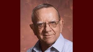 Obituaries: Bakker; Bowles; Carlson; Crawford, Sr.; Messman; Novak;  Richmeier; Rhoades; Royce; Valdez