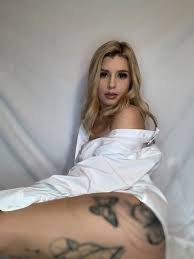 kay🕊 sur X : come hangout with me all day t.coIOEuZxdDer  t.co0hR1NJI5af  X