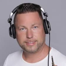 Stream Denny Gee 1 music