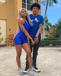 King kong's height is somewhat open to interpretation in the original 1933 film. Dymondsflawless Bio Age Wiki Net Worth Height Boyfriend