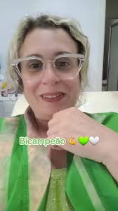 Os meus pés agradecem em direto com o jogo🤣🤣 O Papa Leão é que  sabe🤣🤣💪Somos os maiores caraças... SPORTING SEMPRE💚🤍💪#sporting  #bicampeão #fyp #tamojuntos