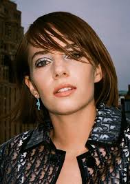 Fan Casting Maya Hawke as Jena in Teen of Idol Battle