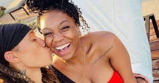 Furthermore, the pair has yet to choose a date for their wedding. 74vbvzhkt7igxm