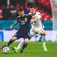How did midfielder catch coronavirus and why the different approaches? 93s9omqiz3vmjm