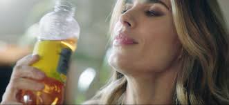 Elisabetta canalis by gotty · march 3, 2021. Pubblicita San Benedetto Elisabetta Canalis Canzone Spot 2021 Nuove Canzoni