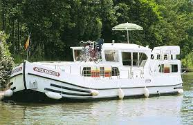 Maybe you would like to learn more about one of these? Terramarin Hausbootreisen