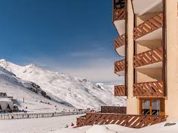 Cieli molto nuvolosi o coperti con deboli nevicate al mattino, in assorbimento dal pomeriggio con qualche schiarita. Residence Pierre Vacances Les Temples Du Soleil Val Thorens Alpes France Avec Voyages Leclerc Pierre Vacances Ref 26129 Avril 2021 Mai 2021