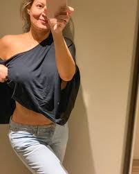 She worked for a short period on the jovem pan in são paulo. Joice Hasselman Perde 20 Kg E Surpreende Ao Mostrar Resultado Transformei O Odio De Voces Em Amor Proprio Vogue Celebridade