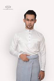 Masa ni aidil dengan aulia dah selamat kahwin. Baju Nikah Lelaki Slimfit Offwhite Galeri Kurung