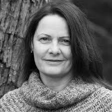 Melissa Manning's Instagram, Twitter & Facebook