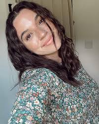 Jocelyn Rutherford's Instagram, Twitter & Facebook