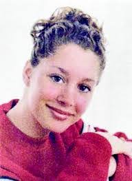 Erin Mendiola's Instagram, Twitter & Facebook