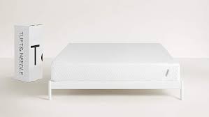 Compare mattress prices and types. The 7 Best King Mattresses Of 2021
