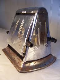 Vintage Toaster With Stainless Steel Mirror Finish And Drop Down Doors Vintage Toaster Vintage Kitchenware Vintage Housewares