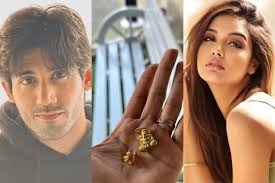 Divya Agarwal Returns Ex-BF Varun Sood's 'Khandani Jewellery' After His  Sister Makes Big Allegation