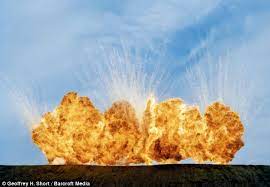 That S A Big Bang Artist Who Uses Gunpowder Petrol And Kerosene To Create Spectacular Sky Explosions Daily Mail Online