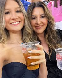 Madison Rocha (@madisonrochaaa) • Instagram photos and videos