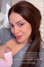 Francisca tiene su italiano, le toca a Chikybombom su italiano tambien, que  dicen? #chikybombom #Dominicana #Luca #telemundo