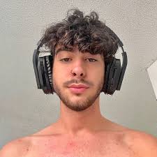 Marlon Bravo (@themarlonb)