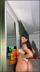 goldviv the fully naked version is exciting ( 54.2 MB ) download