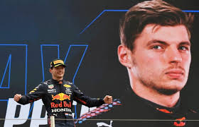 Max has a dutch father and a belgian mother. Formel 1 Verstappen Uberrumpelt Hamilton In Frankreich
