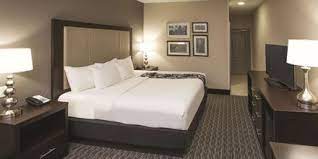 La Quinta Inn Suites By Wyndham Hattiesburg I 59 84 1 2 5 Hattiesburg Hotel Deals Reviews Kayak