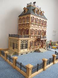 Playmobil Nostalgie Puppenhaus Villa Mit Einrichtung Und Zubehor Playmobil Puppenhaus Villa