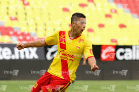 Salvador reyes (salvador reyes chávez, born 4 may 1998) is a mexican footballer who plays as a left back for mexican club puebla fc. Agencia De Fotografia Deportiva Imago 7