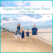 With an hour long portrait session photos with the sunset over and over can sometimes get a little repetitive. Family Sunset Pictures On The Beach Mann Family Judithsfreshlook Com