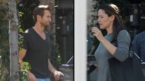 May 04, 2021 · ben affleck may regret his divorce from jennifer garner, but the actress was in a great place after finding love again with john miller. Jennifer Garner And John Miller Are In A True Honeymoon Phase Source Youtube