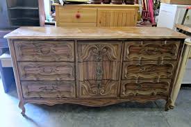 These intricate bed ensembles encourage mixing and matching patterns for a complex appearance. How To Paint Plastic Furniture From The 70 S Make It Look Good