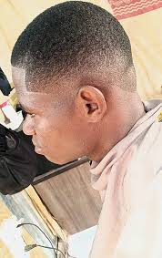 One word for this professional barber 😂😂😂🤣🤣 FB:JESSICACHIDUBEM FB:  JESSICA CHIDUBEM