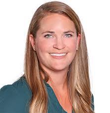 Paula Brummett's Instagram, Twitter & Facebook