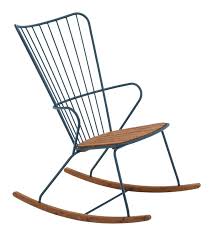 Sie denken, man muß wiedergeboren sein, errettet sein und dann darf ma n im schaukelstuhl sitz en und warten bis er wieder kommt. Houe Paon Schaukelstuhl Von Henrik Pedersen Designermobel Von Smow De