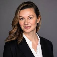 Shannon Mentzer's Instagram, Twitter & Facebook