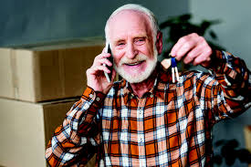 Les 3 étapes primordiales pour déménager un parent âgé - L'Hebdo Journal