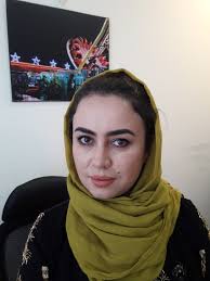 Werkende vrouwen in Afghanistan laveren voorzichtig om de taliban heen:  'Wij zussen onderhouden de familie'