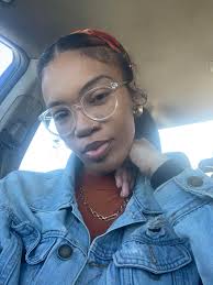 my waifu YOR and i ♥️😭 she's the best 🫶🏽