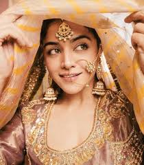 wamiqagabbi bringing back the classic #Madhubala looks and we can't look  away! 💞 #wamiqagabbi #madhubala✨